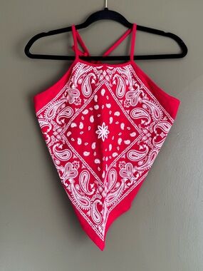 Red Bandana-Print Handkerchief Hem Tank Top